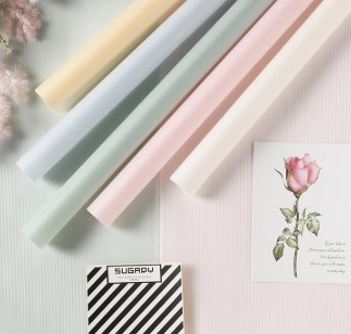 Un buon prezzo. Fog line gelatina film semitransparente colore massello impermeabile carta da imballaggio per fiori floreali in linea