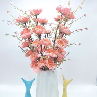 Un buon prezzo. Simulazioni di azalee, fiori di seta multicolori, teste di fiori di Natale, bouquet di fiori essiccati, oggetti di scena per la fotografia di nozze, fiori finti in linea