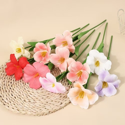 Un buon prezzo. Brownie simulato apertura tulipano PU simulato fiore idratante tocco matrimonio decorazione salotto bouquet fiori falsi in linea