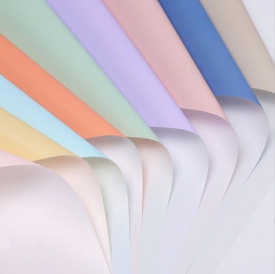 Un buon prezzo. Lizhiran carta da imballaggio fresca color caramella, carta in stile coreano, carta Ouya a colori solidi, carta ispessita bicolore impermeabile in linea