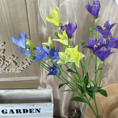 Un buon prezzo. Piccolo Campanula simulazione artificiale fiore artificiale fascio fiore di seta fiore di plastica artificiale fiore di alta gamma salotto decorazione matrimonio arrangiamento floreale in linea