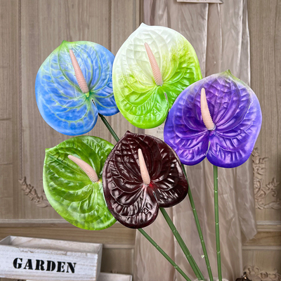 Un buon prezzo. Bouquet di seta finta di palma rossa simulato, prodotti di fiore da matrimonio di fascia alta, ornamenti per la decorazione del soggiorno, composizioni floreali, fiori di plastica in linea