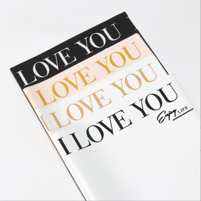 Un buon prezzo. Carta impermeabile per confezioni floreali, film perlato 56*56cm, ideale per bouquet e arte in linea