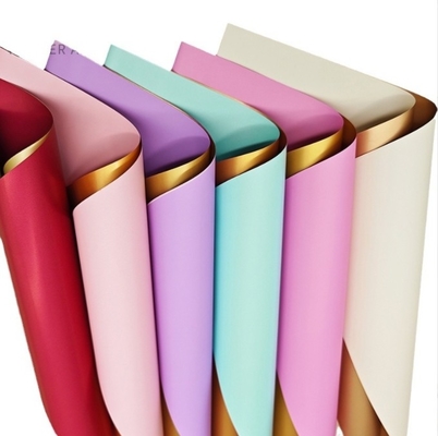Un buon prezzo. Materiale Fai-da-Te Artigianale Serie Lusso Leggero con Carta da Imballaggio a Forma di Rosa Impermeabile in Molti Colori e Film Perlato in linea