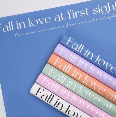 Un buon prezzo. Carta da rivestimento per confessione di fiori per San Valentino, carta di Cynthia Oya, materiali artistici per la decorazione dei bouquet, nuovi materiali per i negozi di fiori. in linea