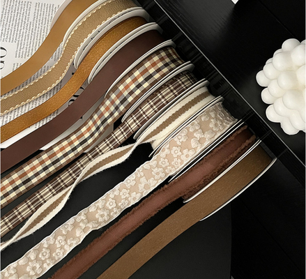 Un buon prezzo. Fabbricazione artificiale Serie Maillard Autunno/Inverno Nastro Fiore Regalo Nastro Bouquet Fai da te Nastro Fioraio Arrangement Regalo Imballaggio Nastro Marrone/Colori personalizzati in linea