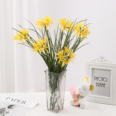 Un buon prezzo. Fiore simulato, produttore transfrontaliero all'ingrosso, fiore finto Manzhu Shahua, progetto di paesaggistica di piante verdi, bouquet di seta, orchidea vento e pioggia in linea