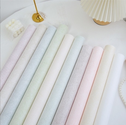 Un buon prezzo. Scatole regalo e carta da regalo tinta unita Serie crema Materiale goffrato impermeabile per bouquet in linea