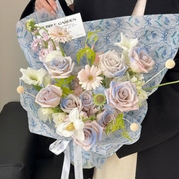 Un buon prezzo. Carta da imballaggio per bouquet, arte floreale, carta da imballaggio per fiori dall'era dei fiori in fiore, tempo di spedizione 30-45 giorni in linea