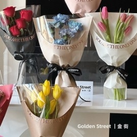 Un buon prezzo. Carta da regalo trasparente per San Valentino con fiori floreali e stampa a caldo in molti colori in linea