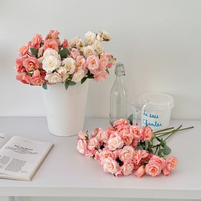 Un buon prezzo. Simulazione di 6 mazzi di ibisco e rosa, decorazione domestica europea retrò, decorazione del soggiorno, decorazioni per matrimoni, fiori portatili in linea
