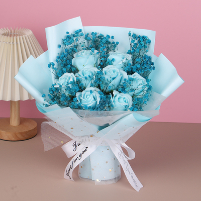 Un buon prezzo. Bouquet di fiato del bambino, fiori secchi, bouquet di rose, fiori di sapone e fiori conservati come regali per la mamma in linea