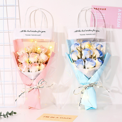 Un buon prezzo. Stagione di laurea, fiori perenni, rose, astri, fiori secchi, saponi finiti, fiori, compleanno, San Valentino, 520, piccoli regali per allestire uno stand in linea