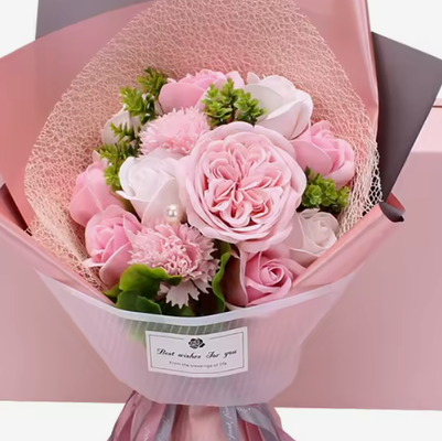 Un buon prezzo. Fiori di sapone Festa della mamma Regali di San Valentino Bouquet Confezione regalo di fiori secchi con sapone rosa fatto a mano in linea