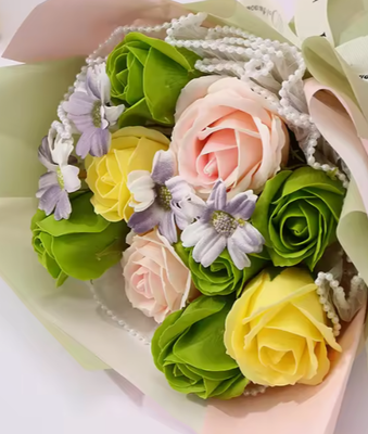 Un buon prezzo. Mini bouquet di rose ecologiche di alta qualità, fiori di sapone, decorazione da parete di Natale, nuovo design decorativo artificiale immortalato in linea