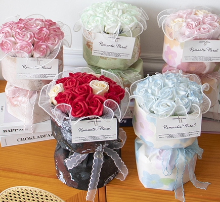 Un buon prezzo. Sapone ai fiori eterni di rosa Bouquet rifinito a mano Tanabata per San Valentino Ragazze in linea