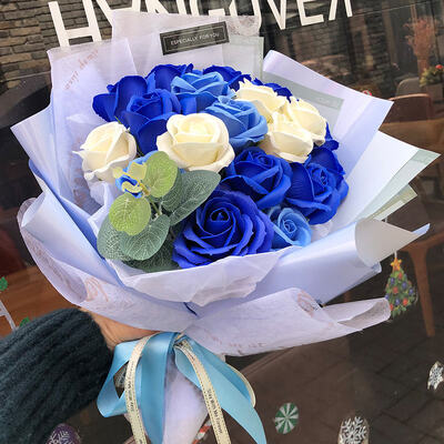 Un buon prezzo. Bellissimo regalo pratico Bouquet da sposa riciclabile Fiore Decorazione per la casa Sapone artificiale Bouquet di rose Regalo San Valentino in linea