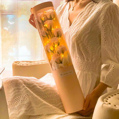 Un buon prezzo. Bouquet di fiori di sapone profumato di vendita caldo Bouquet festivo personalizzabile per la festa della mamma, San Valentino, regali per più festività in linea