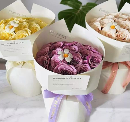Un buon prezzo. Bouquet di sapone fatto a mano transfrontaliero Rose finte Regali di compleanno di fiori di sapone per la fidanzata in linea