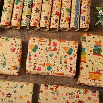 Un buon prezzo. Regalo riciclabile che imballa colore del rotolo CMYK di carta kraft per lo spostamento di regalo in linea