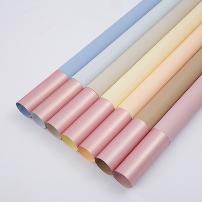 Un buon prezzo. Doppio fiorista su misura Wrapping Paper di colore carta impermeabile del mazzo da 60 micron in linea