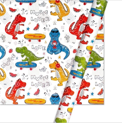 Un buon prezzo. Rotolo di carta riciclabile dell'involucro di regalo 60Gsm per lo spostamento decorativo in linea