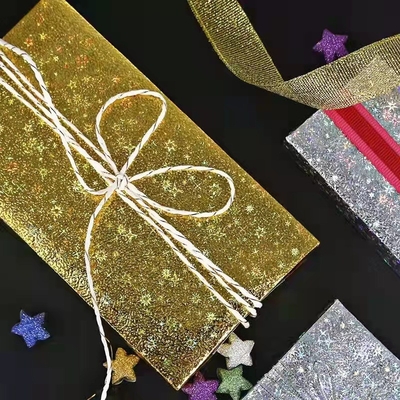 Un buon prezzo. Strato di plastica 72cmx52cm di scintillio dell'oro di regalo dell'involucro del rotolo frizzante d'argento della carta in linea